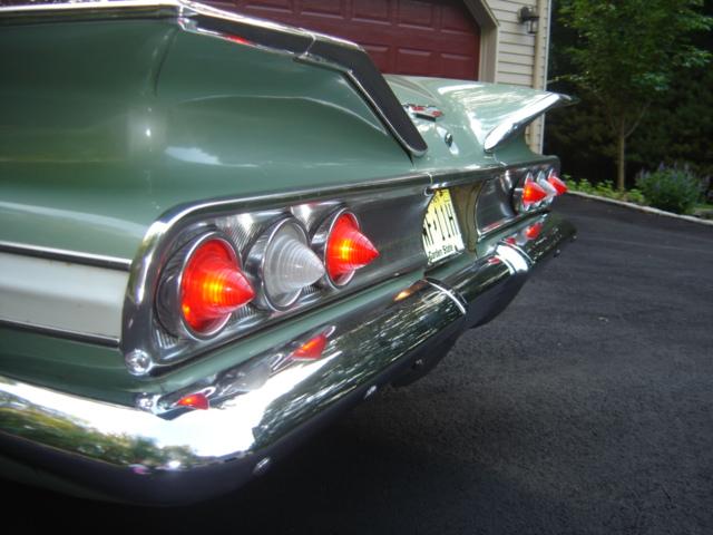 1960 impala 4dr sedan grn 9.JPG